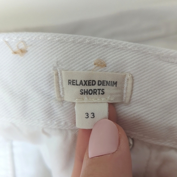 Madewell Classic Relaxed & Slouchy Mid Rise Frayed Cut Off Denim Shorts White 33 - Picture 5 of 12